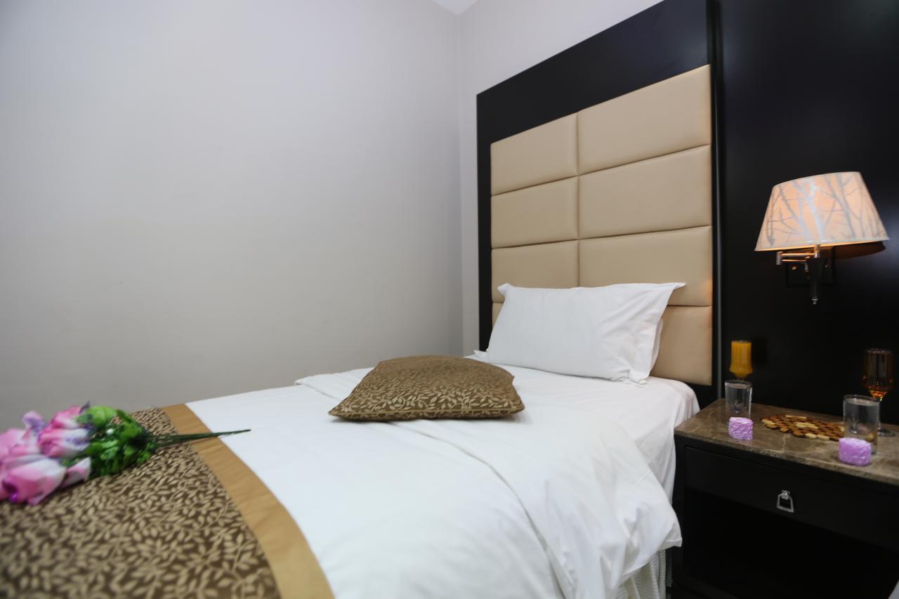 Hayat Al Janadriyah Furnished Units 3*